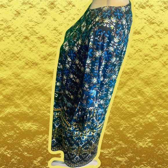 Maggy London Blue Kaleidoscope Paisley Print Bell Sleeve Shift Dress Size 8 - Picture 5 of 14